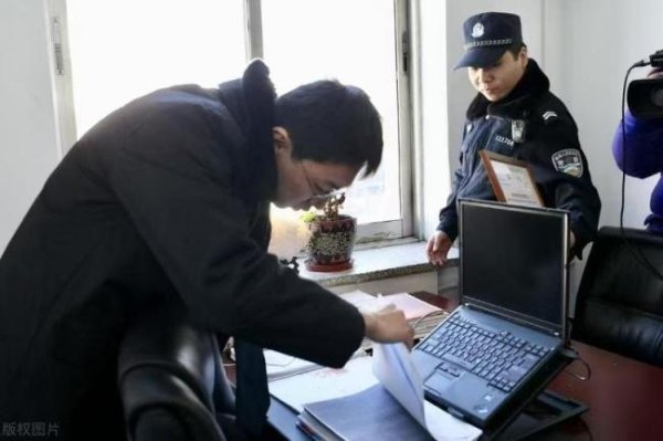 配资公司有哪些 收1500元诬告办案人员教唆他人作伪证 执法者沦为诬告导演